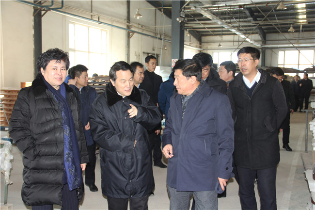 王常松一行到光明集團調(diào)研