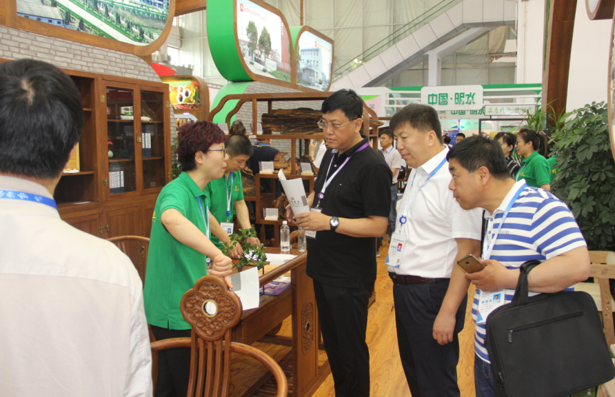 光明家具重磅出擊二十九屆“哈洽會(huì)”