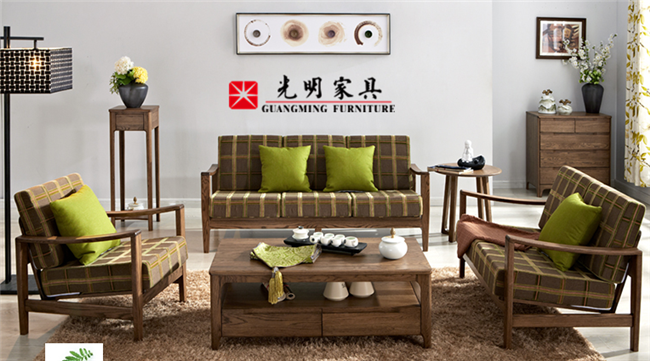 追求高品質(zhì)的家居環(huán)境，從優(yōu)質(zhì)實(shí)木家具開始