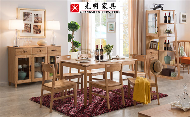 實木餐桌不僅要會選，還要懂得如何用好實木餐桌