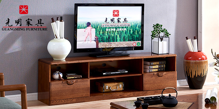 大家好，我是做家具的，我叫光明
