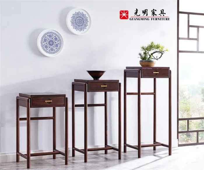 選購實(shí)木家具不能緊盯著大件看！